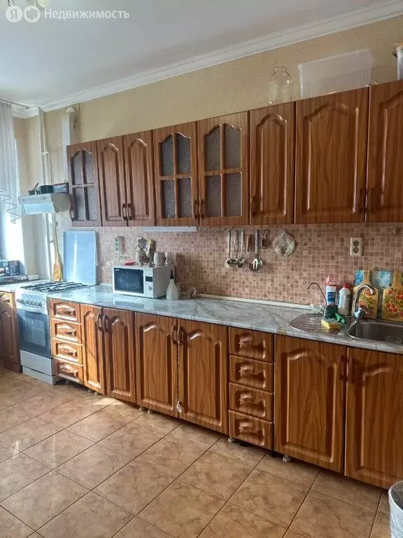 1-комнатная квартира: Нижнекамск, проспект Химиков, 7 (73.9 м) - Фото 1