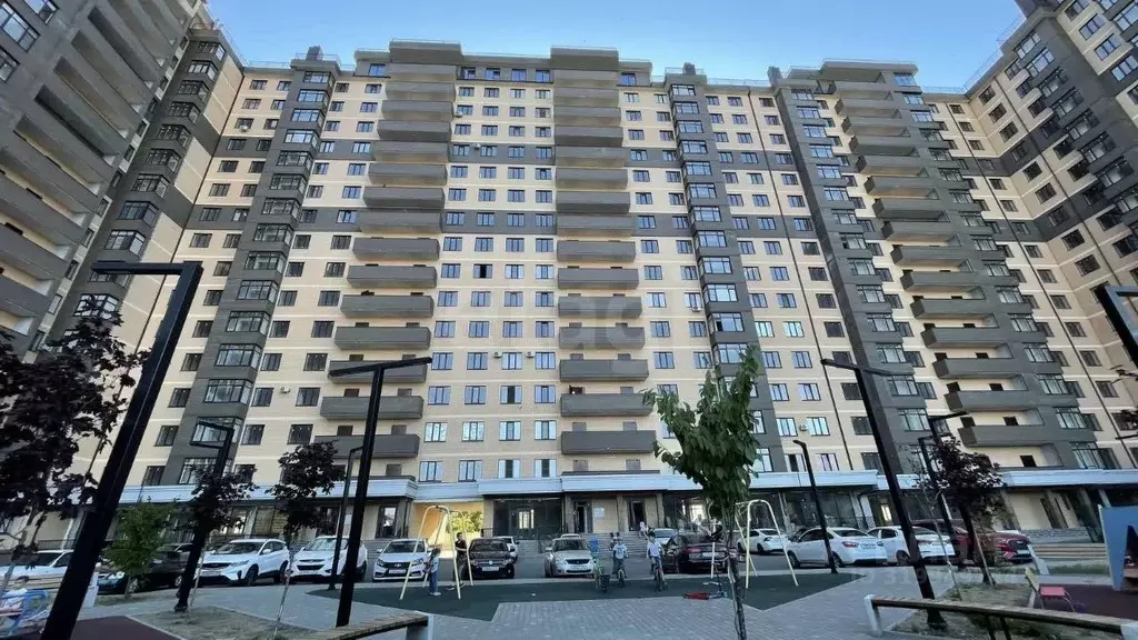 2-к кв. Карачаево-Черкесия, Черкесск Кавказская ул., 92В/2 (63.0 м) - Фото 0