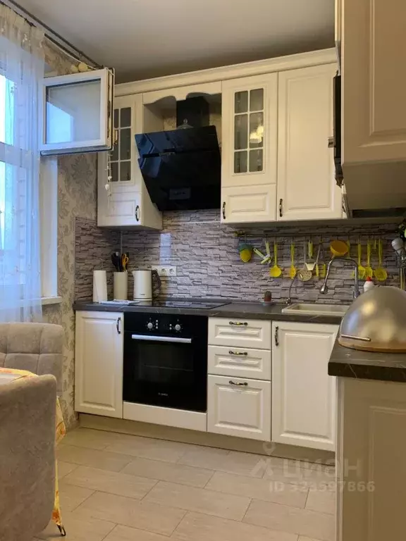 1-к кв. Москва просп. Защитников Москвы, 13 (38.0 м) - Фото 0