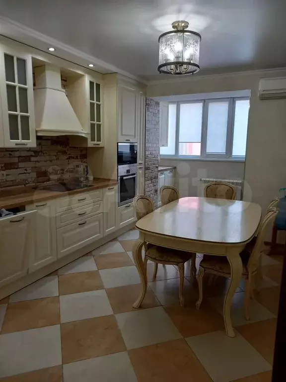 3-к. квартира, 87 м, 8/12 эт. - Фото 0
