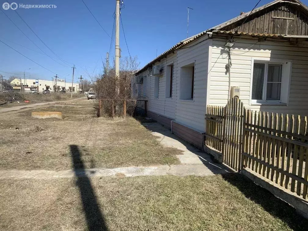 3-комнатная квартира: село Икряное, Зелёная улица, 11 (52.8 м) - Фото 1