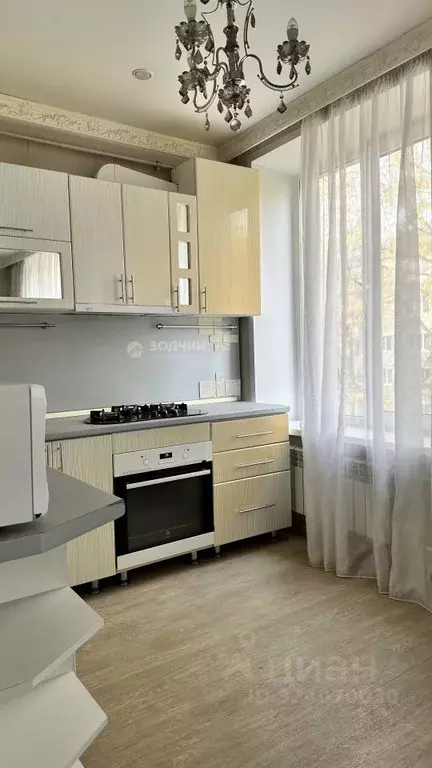 3-к кв. Чувашия, Чебоксары ул. Анисимова, 10 (82.0 м) - Фото 1