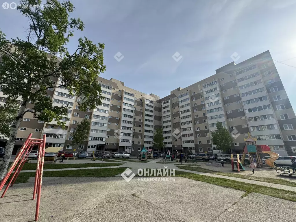 3-комнатная квартира: Южно-Сахалинск, проспект Победы, 63Г (68.7 м) - Фото 0