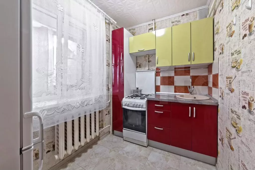1-к. квартира, 31,8 м, 1/9 эт. - Фото 0