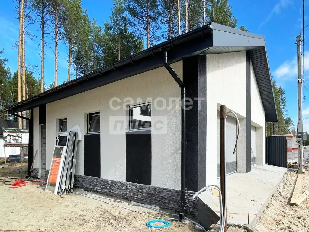 Дом в Ханты-Мансийский АО, Сургут Маяк СНТ, ул. Аничковская (212 м) - Фото 1