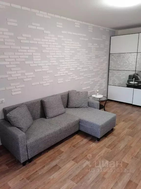 Комната Санкт-Петербург дор. Муринская, 68к1 - Фото 1