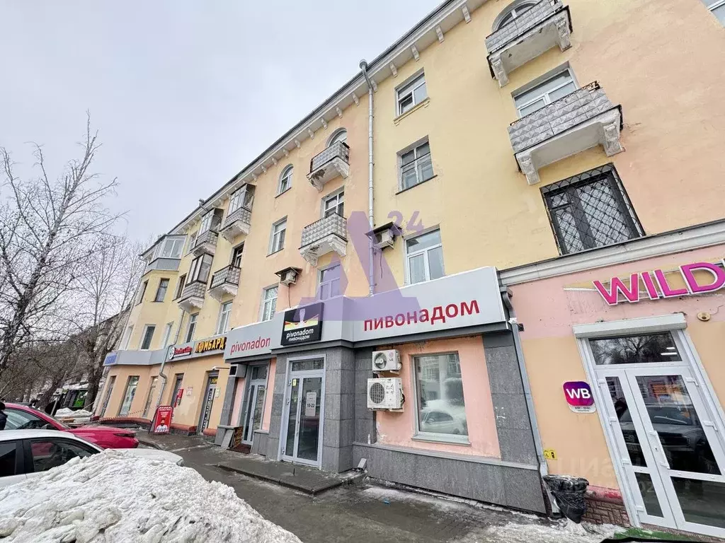 Торговая площадь в Алтайский край, Барнаул ул. Димитрова, 85А (95 м) - Фото 1