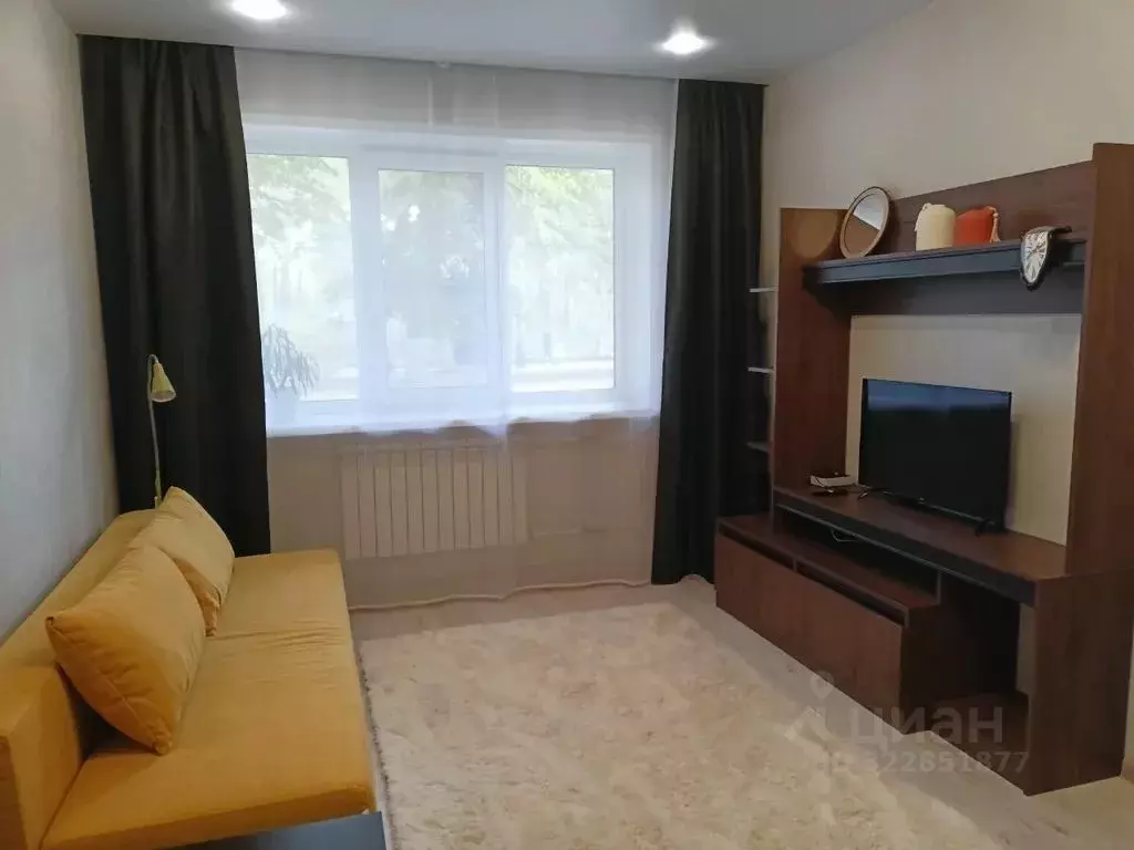 2-к кв. Липецкая область, Лебедянь ул. Машиностроителей, 4 (44.0 м) - Фото 1