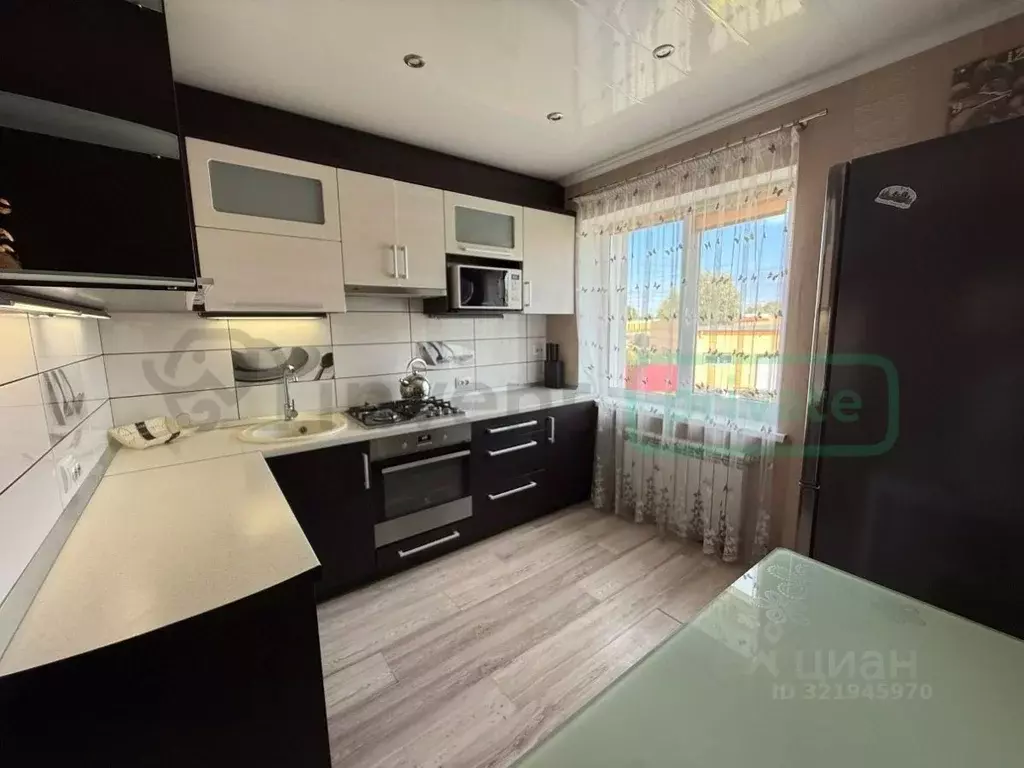 3-к кв. Калининградская область, Янтарный пгт ул. Балебина, 2А (65.0 ... - Фото 1