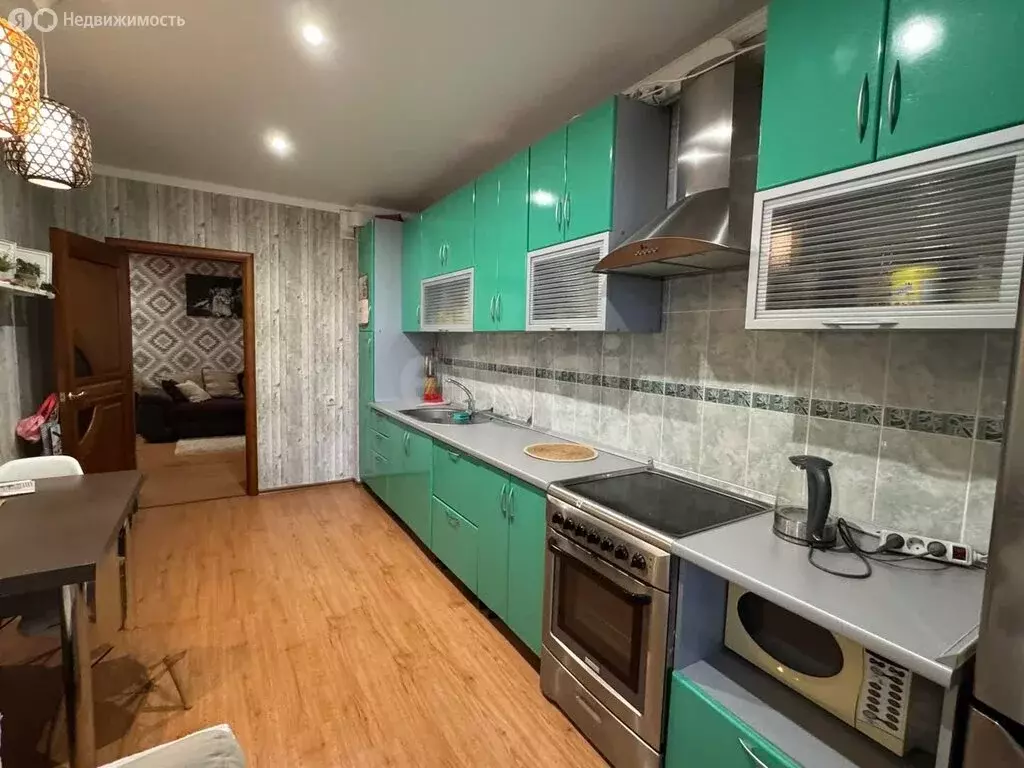 3-комнатная квартира: Белгород, улица Горького, 52Б (79.3 м) - Фото 1