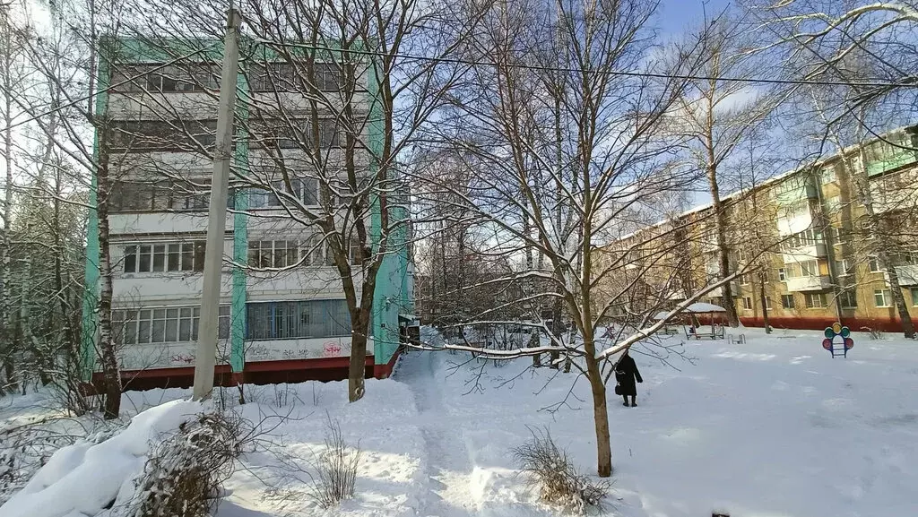 3-комнатная квартира: Орёл, улица Маринченко, 1 (58 м) - Фото 1