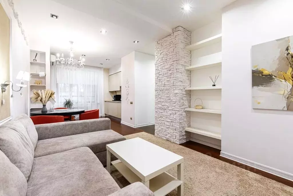 2-к кв. Татарстан, Казань ул. Карла Маркса, 44 (65.0 м) - Фото 1