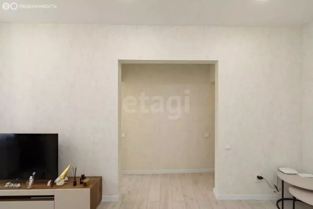 2-комнатная квартира: Омск, проспект Карла Маркса, 30А (39.6 м) - Фото 2