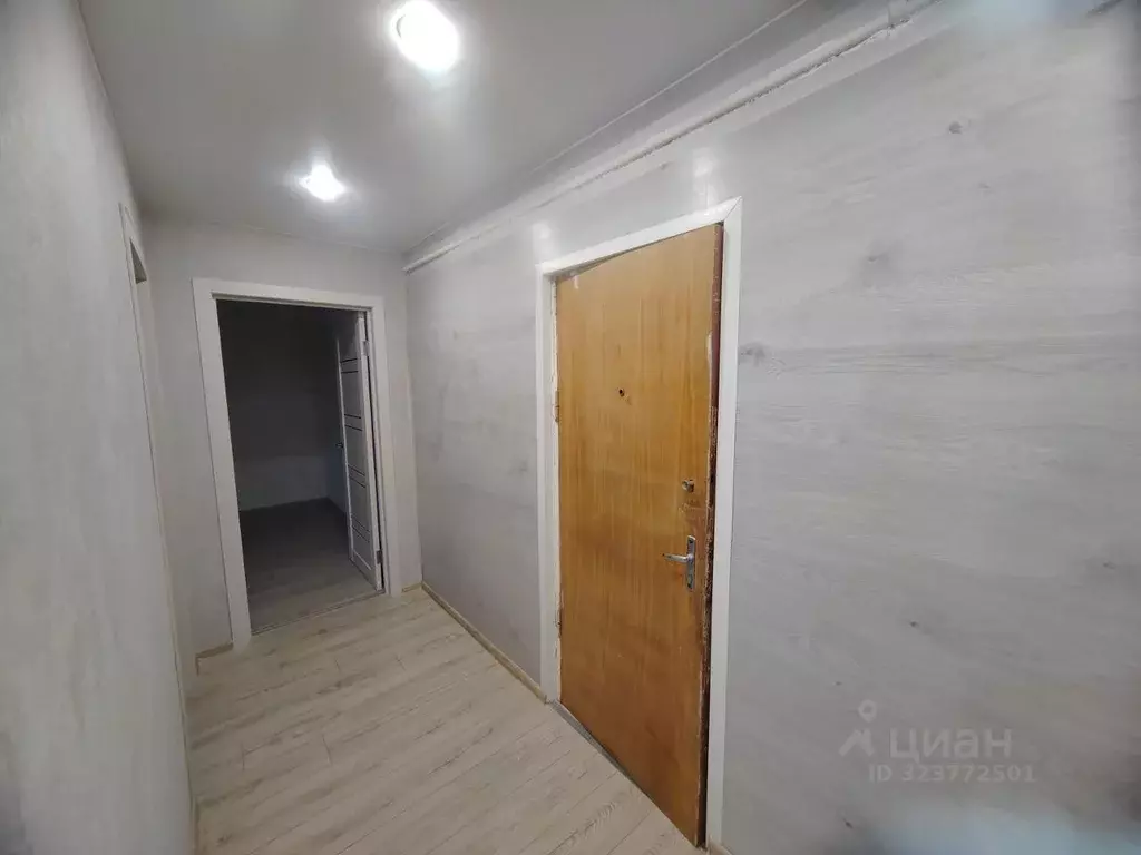 2-к кв. Ленинградская область, Гатчина ул. 7-й Армии, 15А (42.8 м) - Фото 1