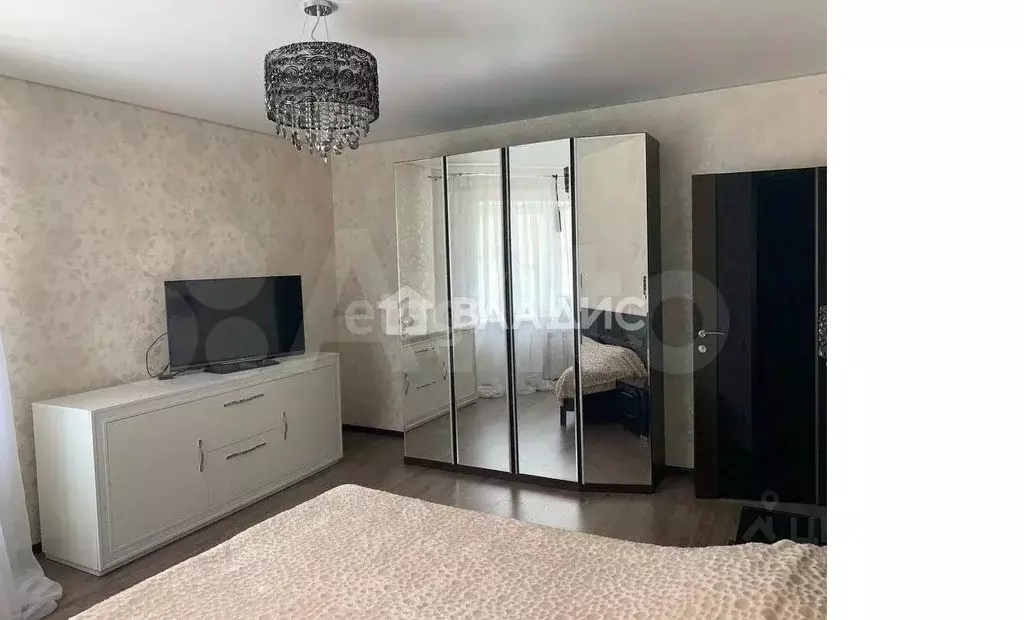 2-к кв. Белгородская область, Белгород ул. Есенина, 20в (75.5 м) - Фото 0