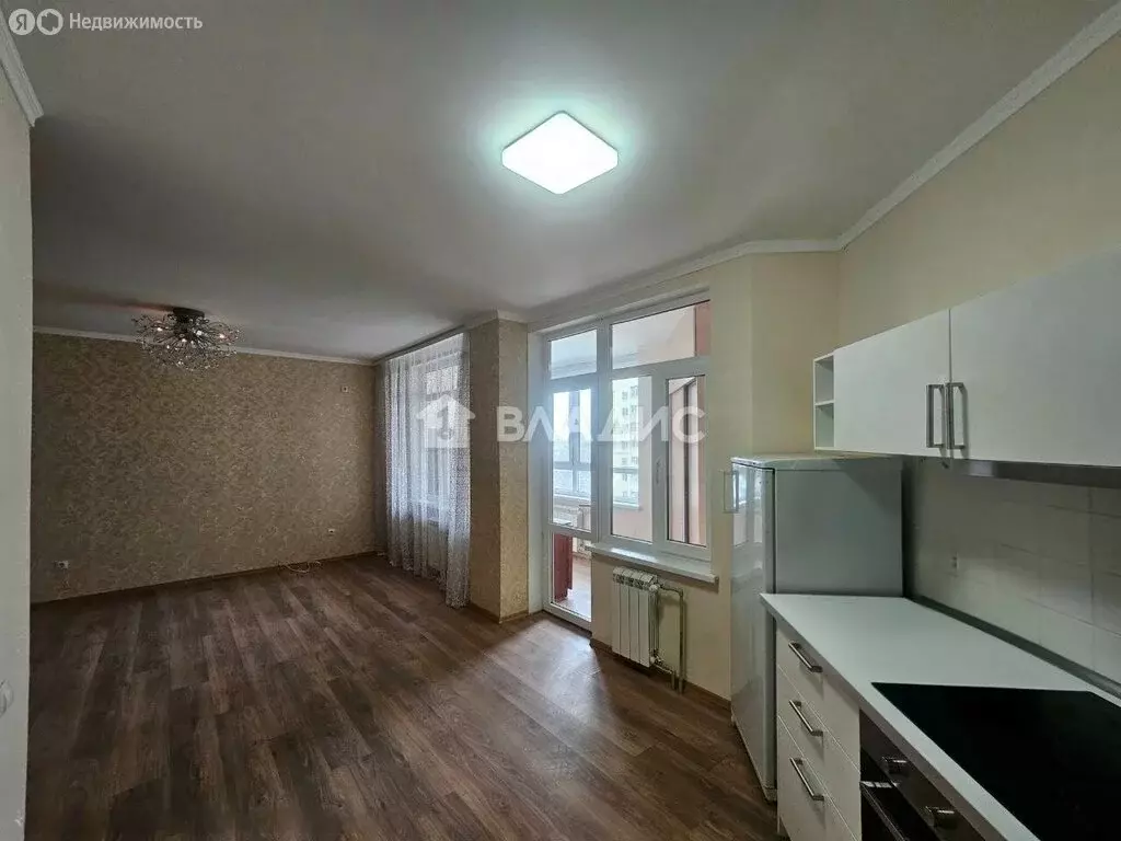 2-комнатная квартира: Белгород, Вокзальная улица, 26А (58 м) - Фото 1