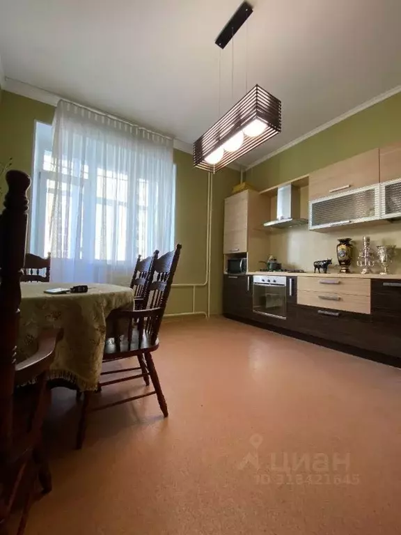 3-к кв. Татарстан, Казань ул. Толбухина, 19 (90.0 м) - Фото 0