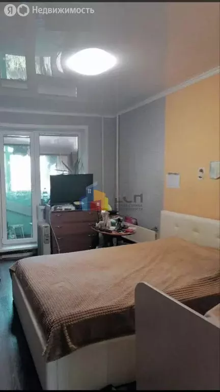 3-комнатная квартира: Тула, Новомосковская улица, 25А (66.2 м) - Фото 1