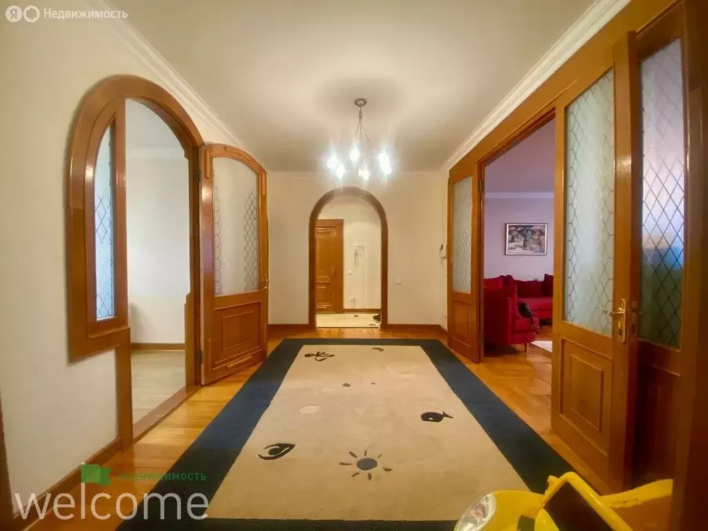 5-комнатная квартира: Ставрополь, улица Маршала Жукова, 26 (168 м) - Фото 0