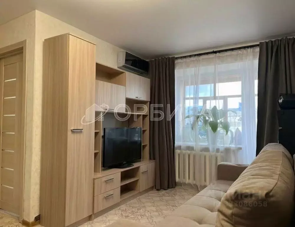 1-к кв. Тюменская область, Тюмень ул. 50 лет Октября, 47 (30.6 м) - Фото 2