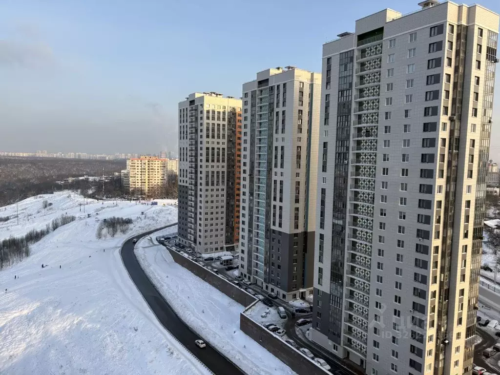 3-к кв. Московская область, Красногорск бул. Космонавтов, 17 (82.0 м) - Фото 1