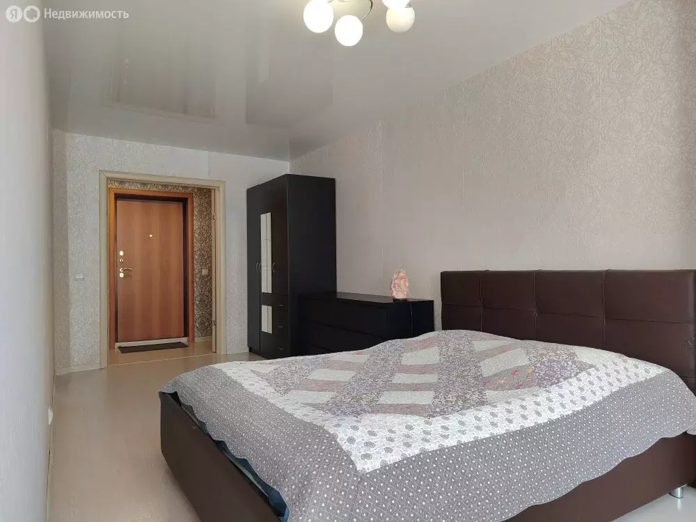 1-комнатная квартира: Екатеринбург, улица Патриотов, 6к3 (44.3 м) - Фото 1