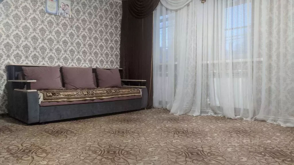 Дом в Волгоградская область, Средняя Ахтуба рп ул. Степана Разина (61 ... - Фото 1