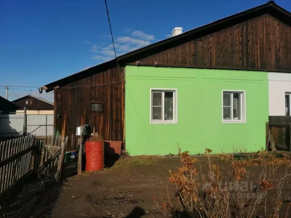 Дом в Иркутская область, Черемховский район, Новогромовское ... - Фото 1