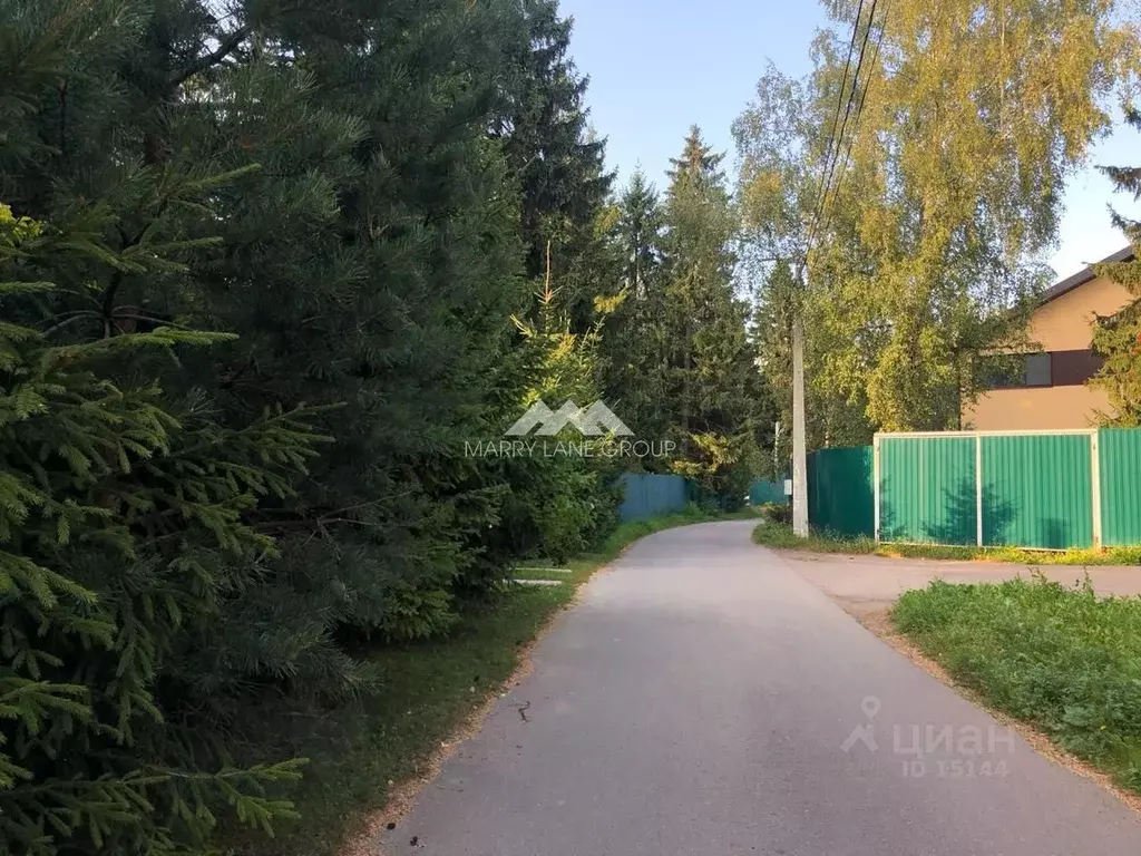 Дом в Московская область, Химки городской округ, д. Лугинино ул. . - Фото 1