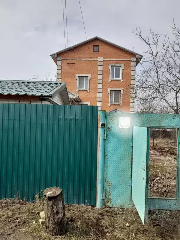 Дом в Волгоградская область, Краснослободск Среднеахтубинский район, ... - Фото 1