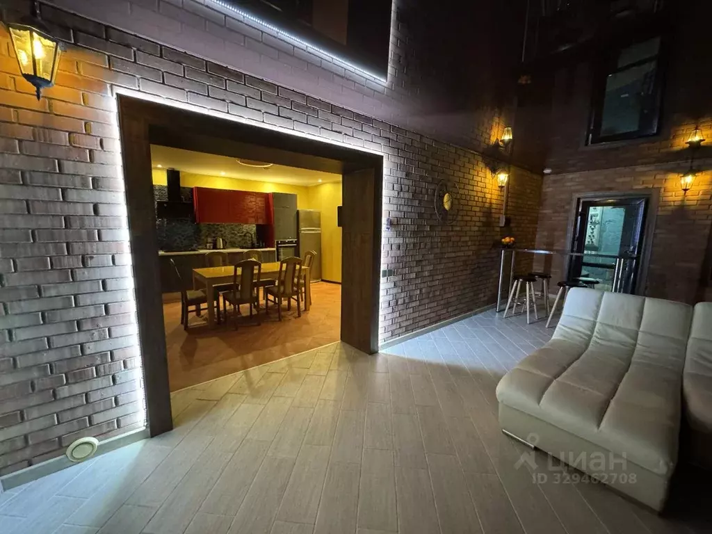 Дом в Омская область, Омск Юго-Западная ул., 2/5 (160 м) - Фото 2