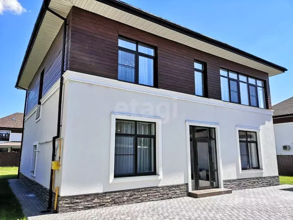 Дом в Москва д. Большое Свинорье, ул. Перспективная, 39Б (390 м) - Фото 1