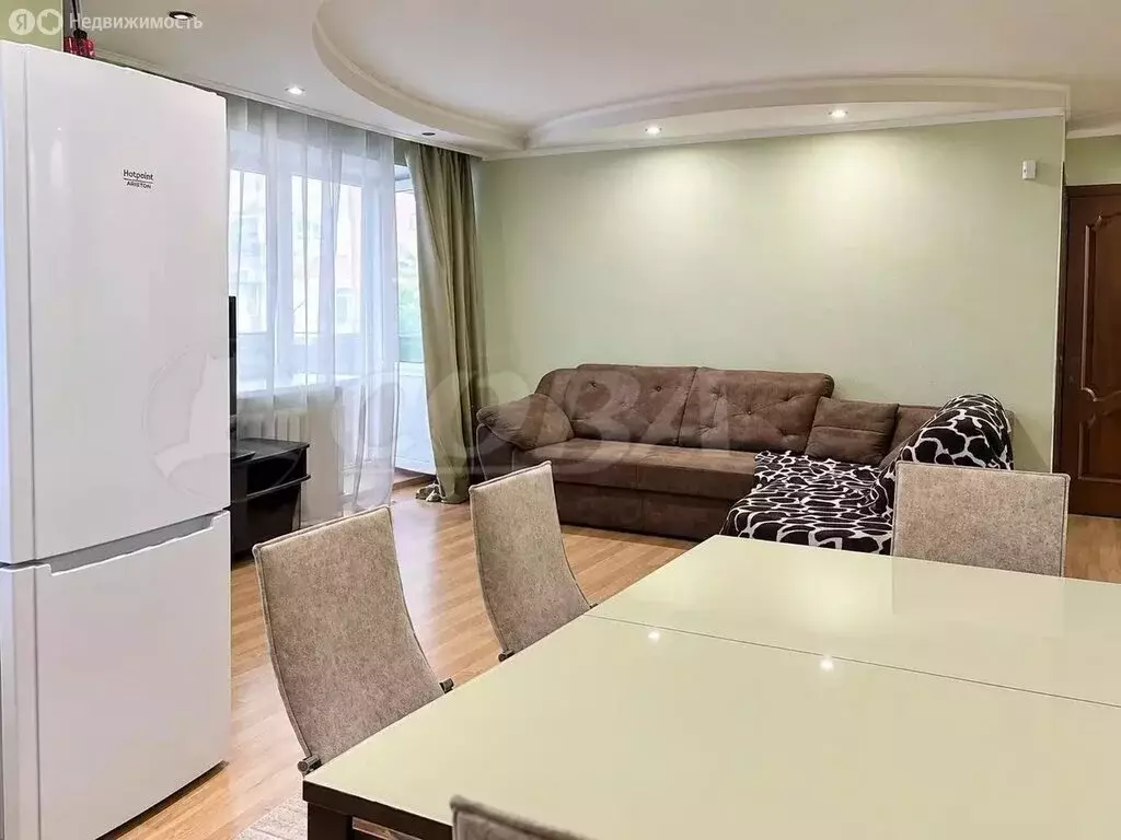 2-комнатная квартира: Тюмень, улица Водников, 12 (74.7 м) - Фото 1