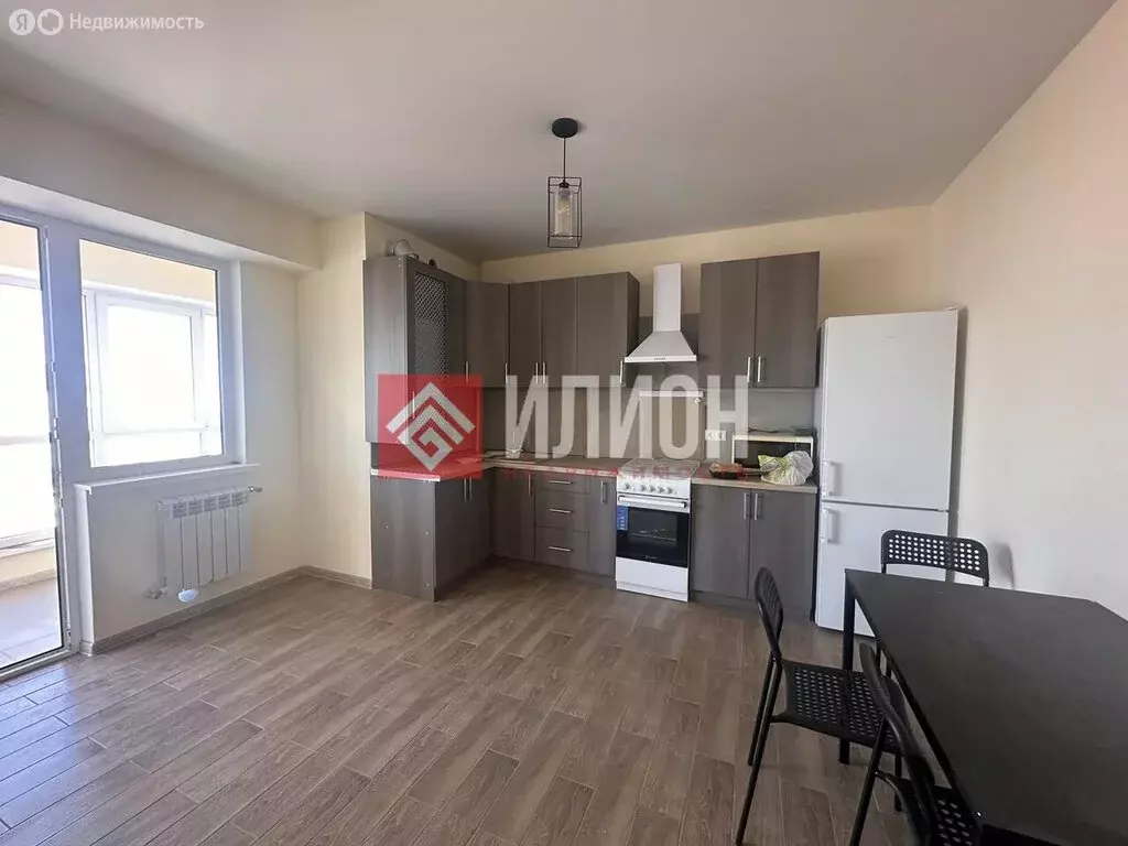 1-комнатная квартира: Саки, Ветеринарный переулок, 3 (49.7 м) - Фото 1