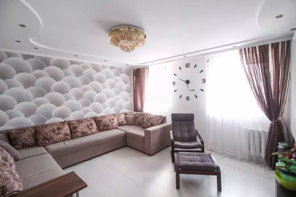 3-к кв. Алтайский край, Барнаул ул. Георгия Исакова, 156 (80.0 м) - Фото 1