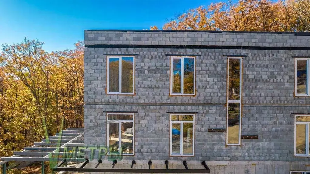 Дом в Приморский край, Владивосток Уютная ул., 2А (600 м) - Фото 1