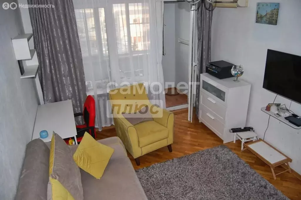 3-комнатная квартира: Ессентуки, Октябрьская улица, 444 (63.8 м) - Фото 1