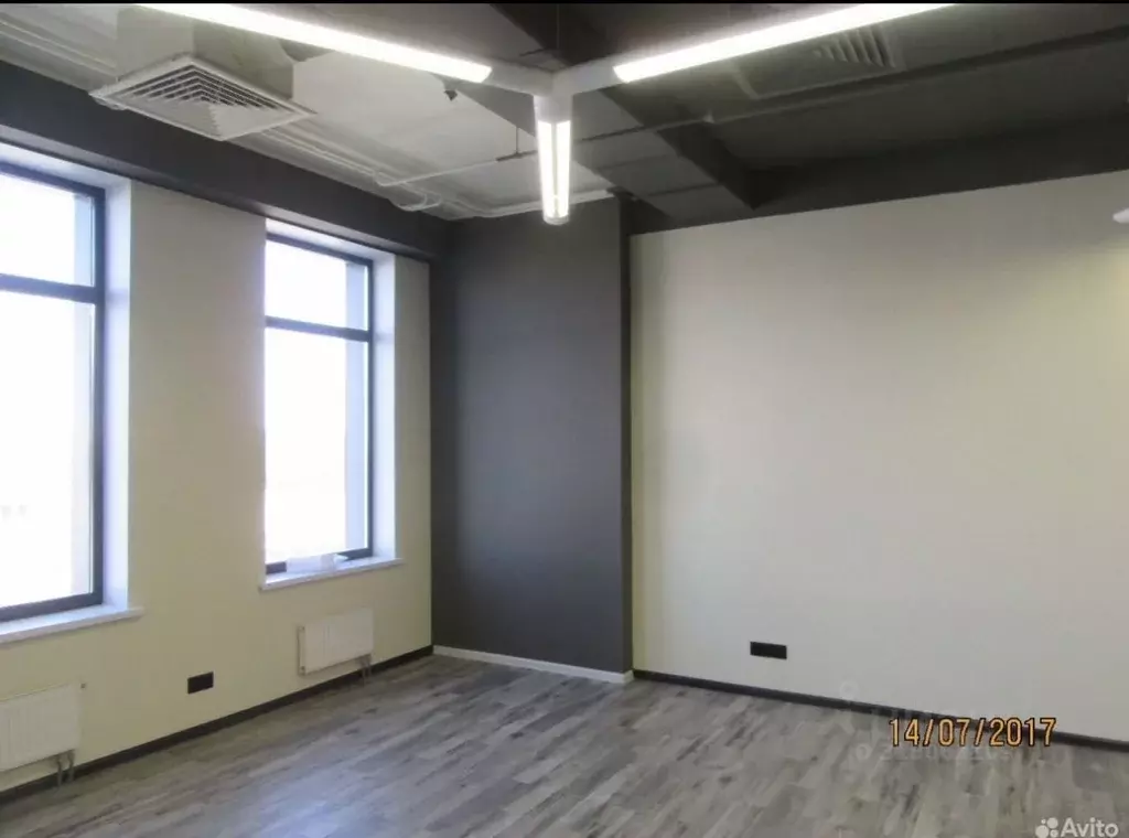 Офис в Свердловская область, Екатеринбург ул. Ткачей, 23 (51 м) - Фото 1