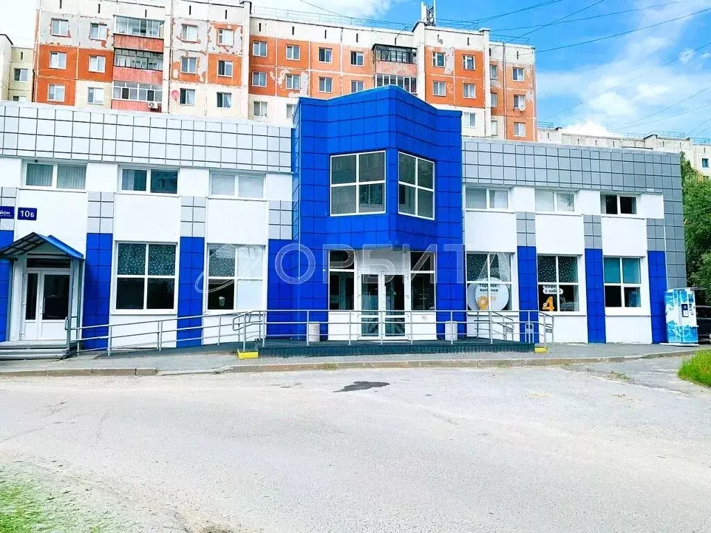 Помещение свободного назначения в Тюменская область, Тобольск 7А мкр, ... - Фото 1