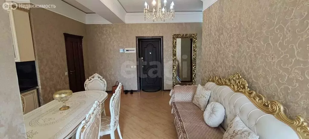 3-комнатная квартира: Махачкала, улица Юсупова, 84к2 (80 м) - Фото 2