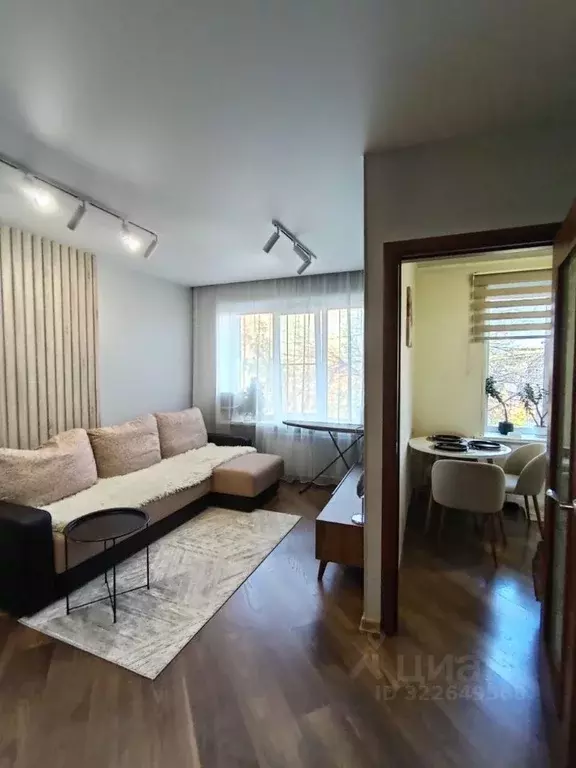 2-к кв. Челябинская область, Челябинск просп. Ленина, 36 (41.2 м) - Фото 1