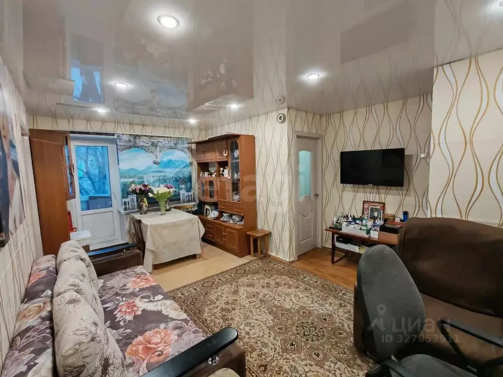 2-к кв. Челябинская область, Миасс ул. 8 Июля, 5 (43.3 м) - Фото 1