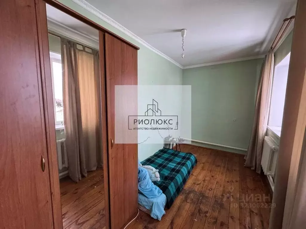 Дом в Челябинская область, Челябинск Приморская ул., 10 (320 м) - Фото 1