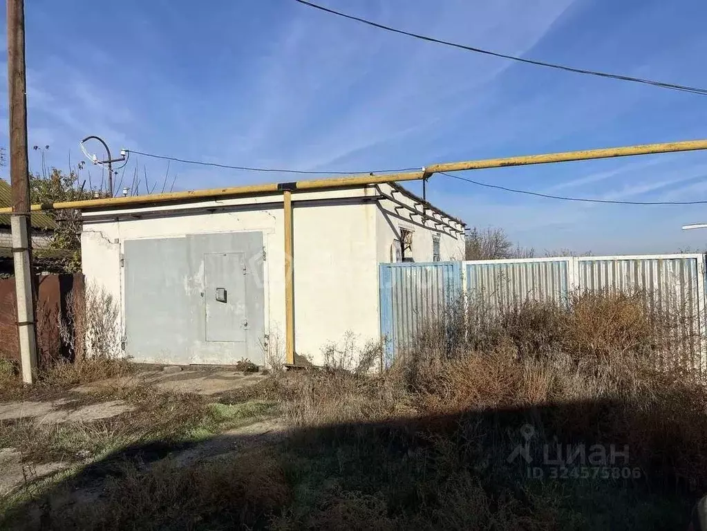 Дом в Волгоградская область, Среднеахтубинский район, Фрунзенское ... - Фото 2