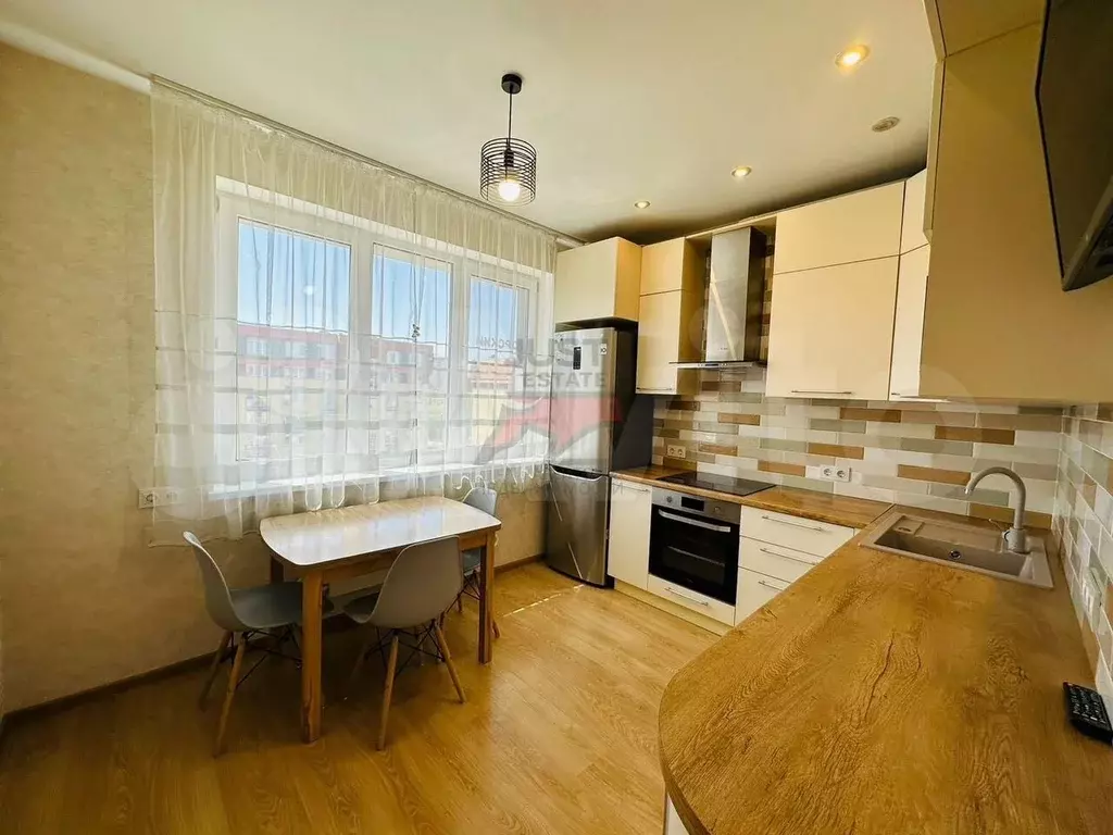 1-к. квартира, 39 м, 6/7 эт. - Фото 1