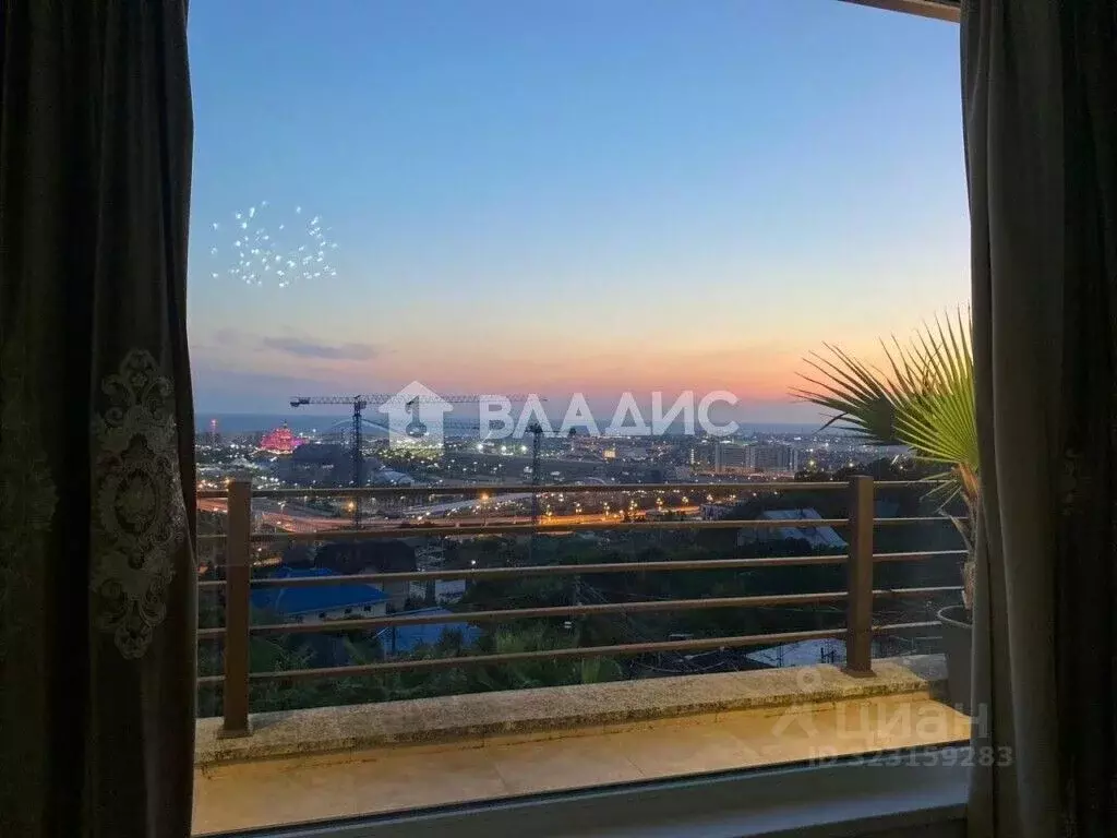 Дом в Краснодарский край, Сочи ул. Ворошиловградская, 257 (279 м) - Фото 2