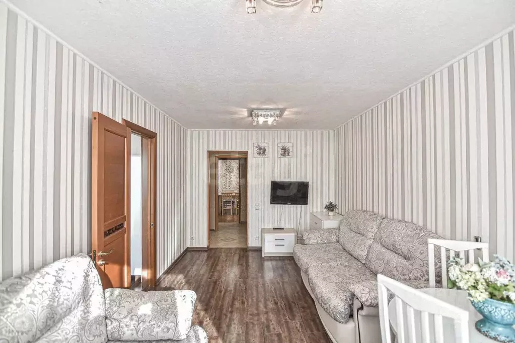 3-к кв. Сахалинская область, Южно-Сахалинск ул. А.О. Емельянова, 17 ... - Фото 1