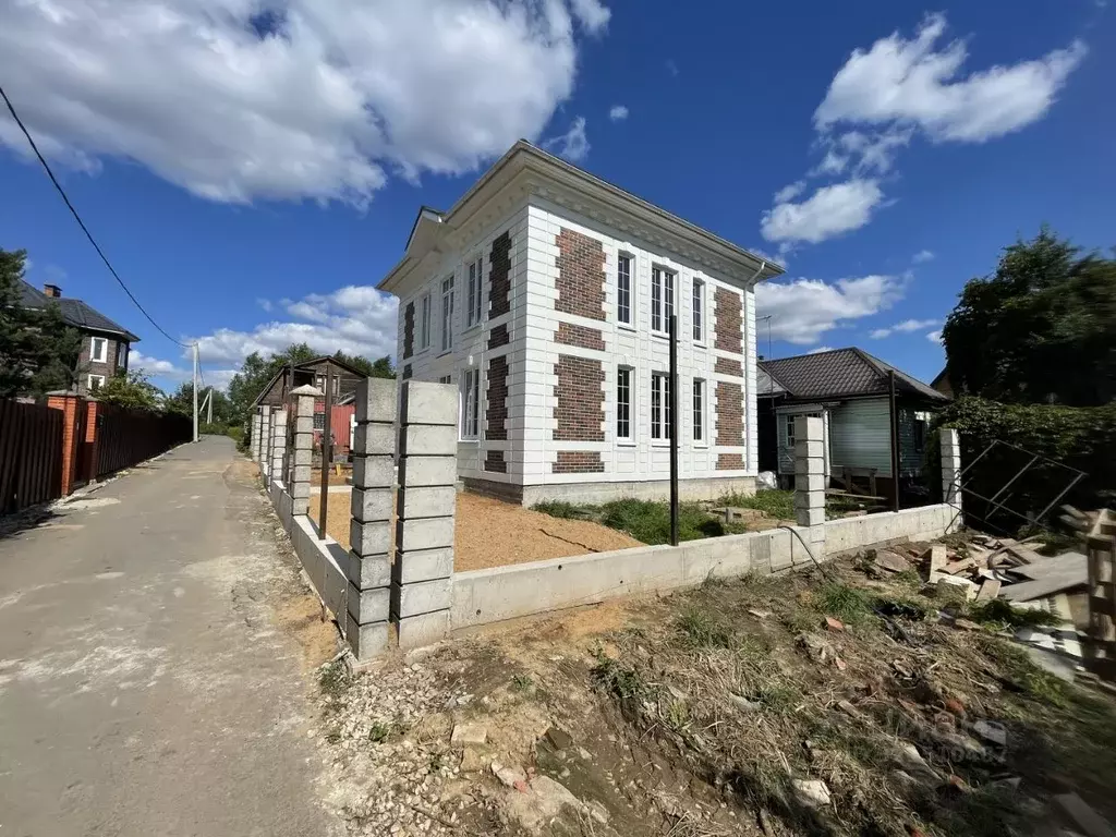 Коттедж в Москва д. Пенино, ул. Московская, 13/2 (200 м) - Фото 0