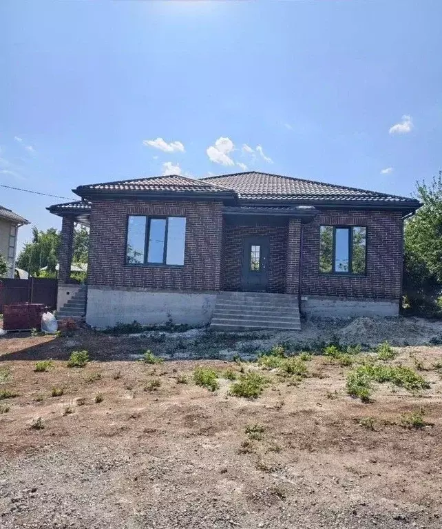 Дом в Ростовская область, Ростов-на-Дону 3-й Берестяной пер., 57 (130 ... - Фото 0