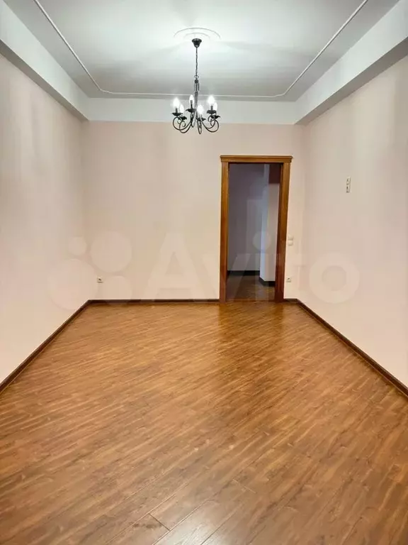 2-к. квартира, 75 м, 4/10 эт. - Фото 0